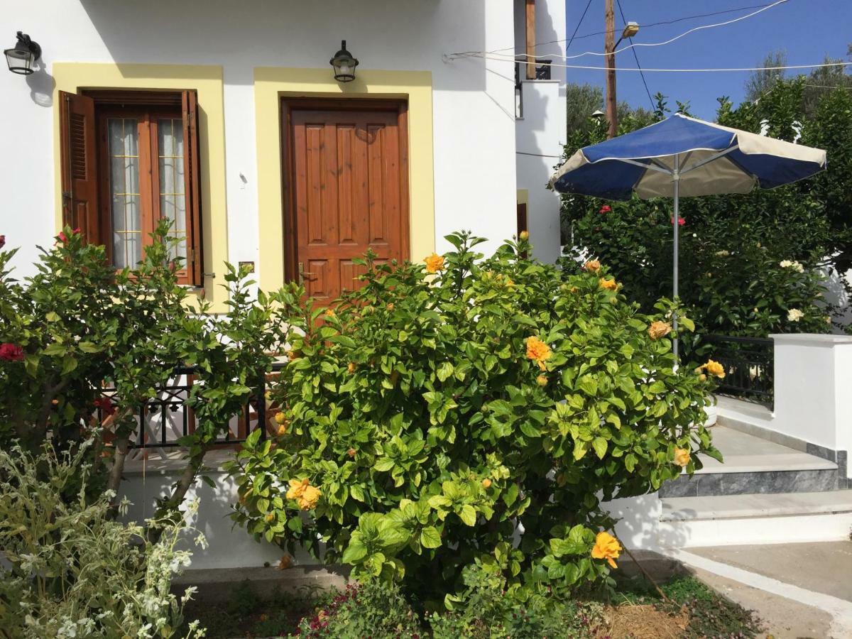 Livanina Apartments Kampos Marathokampou Exteriér fotografie