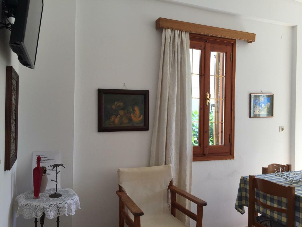 Livanina Apartments Kampos Marathokampou Exteriér fotografie