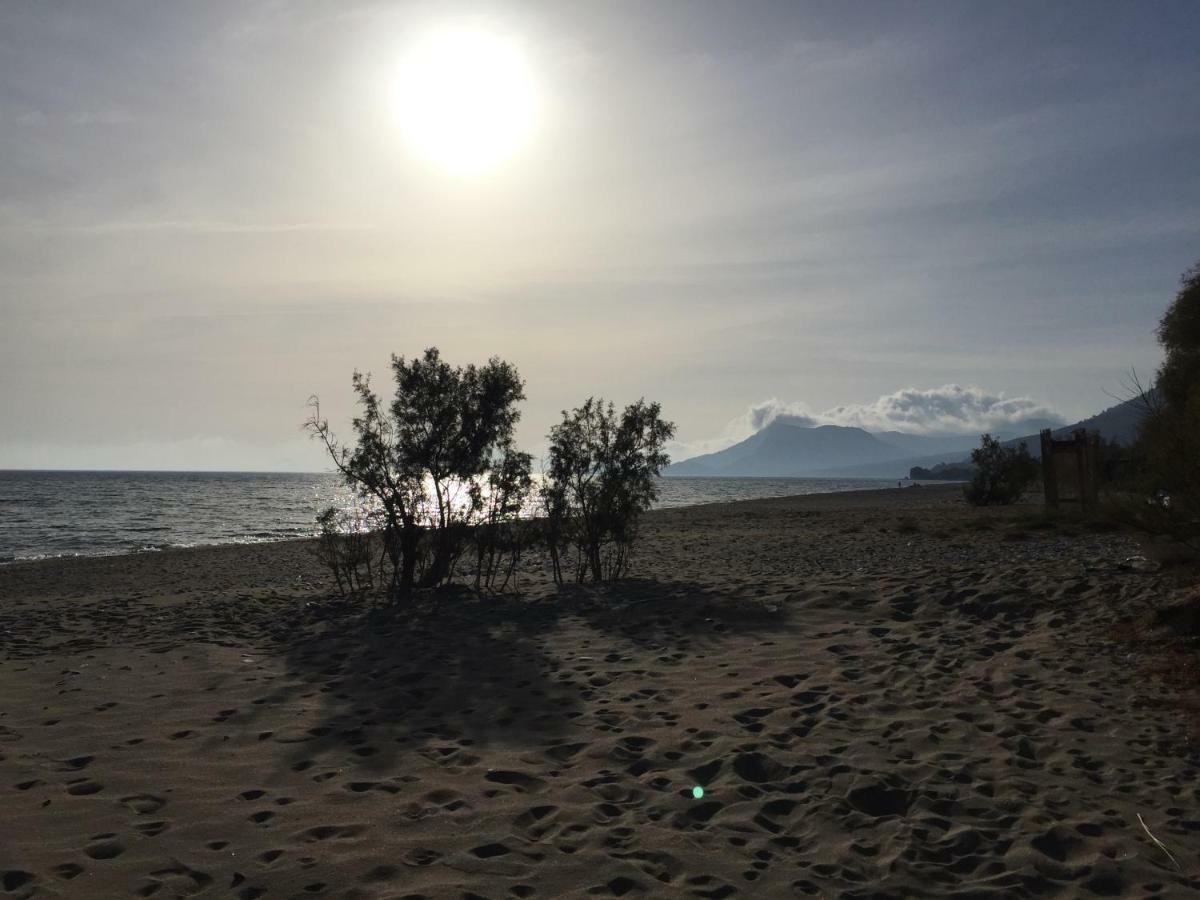 Livanina Apartments Kampos Marathokampou Exteriér fotografie